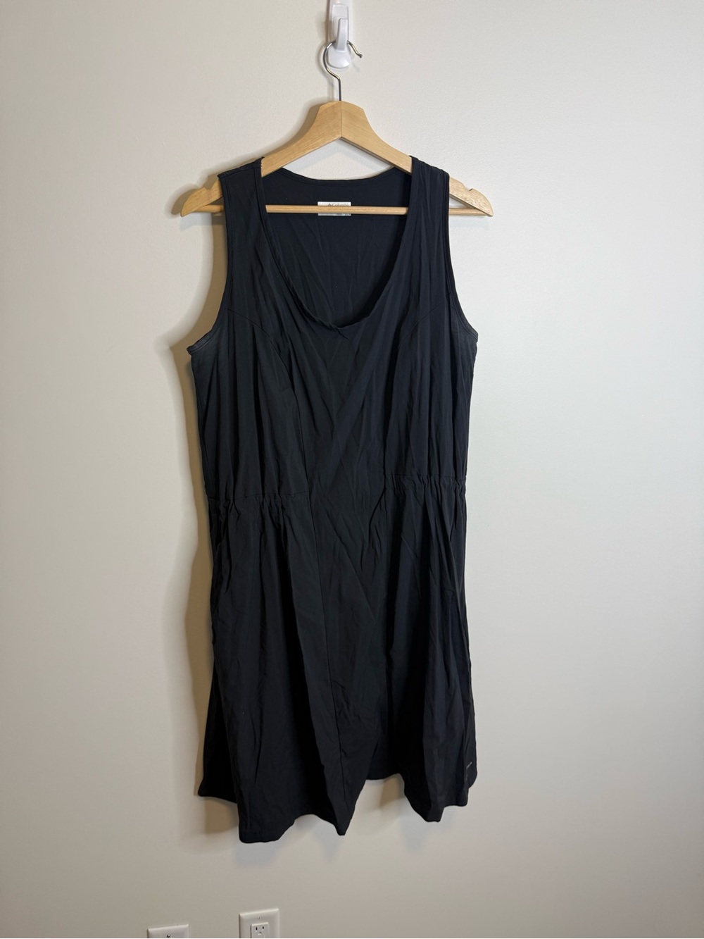 Columbia Black Sleeveless Midi Dress drawstring size XL